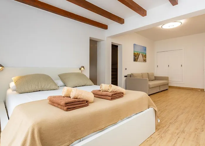 Luxury Nieve * カレタ・デ・フステ